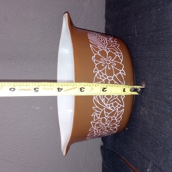 Pyrex Woodland Small Casseroles - Set of 2 with single lid - Vintage - Picture 6 of 8